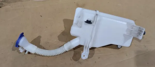 Washer Fluid Reservoir Pump Mercedes CLA W118 W177 A1778605900 image 2