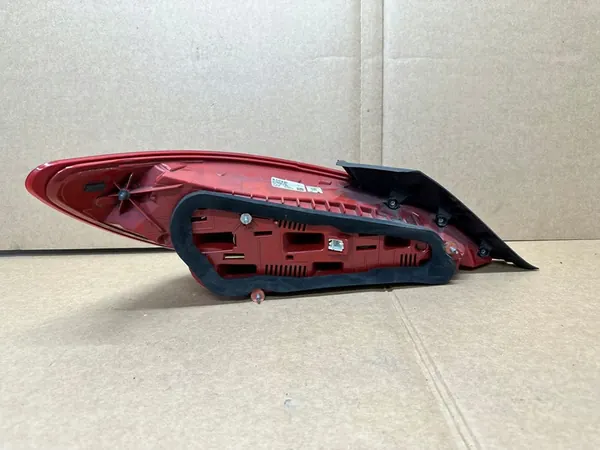 Lámpara trasera derecha Mercedes CLA W117 image 4