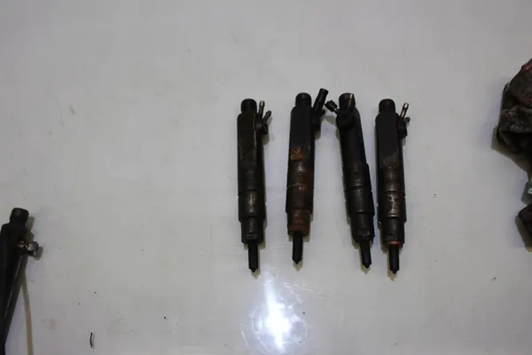 Iniettori Volkswagen LT 35 image 2