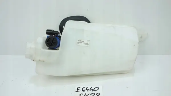 Pesunesteensäiliö OEM 289105984R Dacia Sandero III:lle image 4