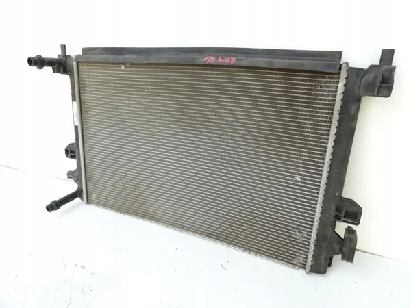 Radiateur d'eau OEM 5Q0121251GD - Pièce Audi OE d'occasion image 4