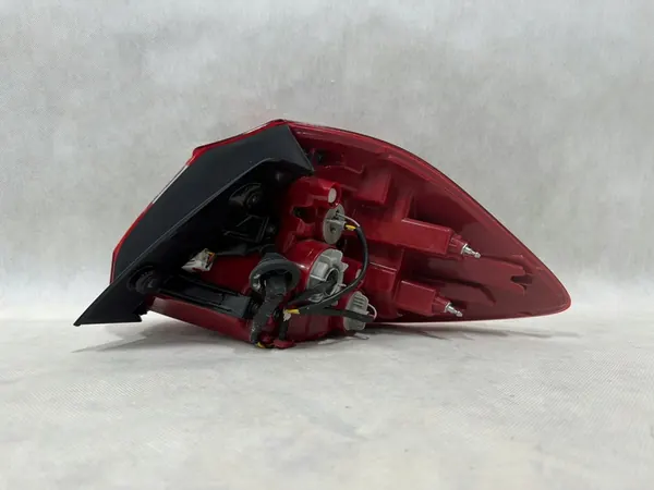 KIA CEE'D II LIFT 15-18 HATCHBACK LUZ TRASERA IZQUIERDA LED OEM image 3