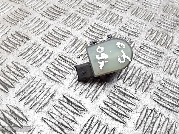 Capteur de niveau Citroen C5 2009 image 1