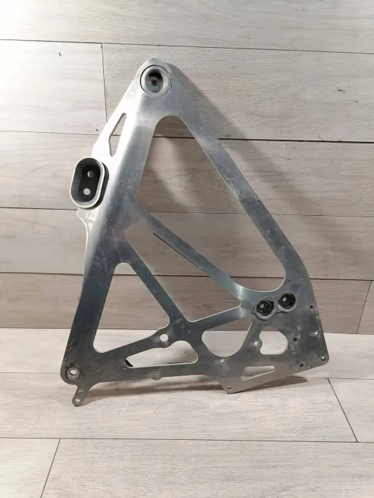 BMW M3 G80 Fjädringsstyvning OEM 9504171 image 2