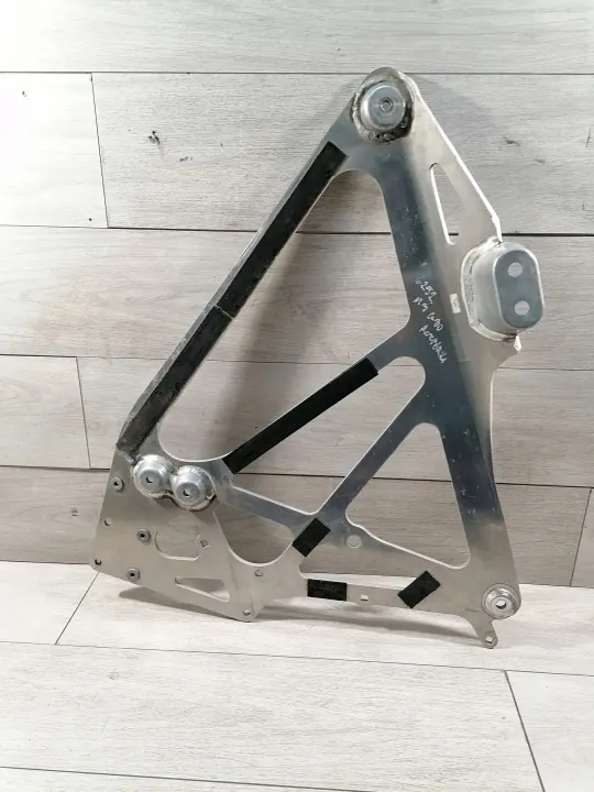 BMW M3 G80 Fjädringsstyvning OEM 9504171 image 10