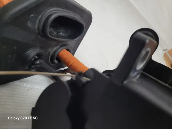 Prise de charge Audi OE 4KL971106K côté droit image 5