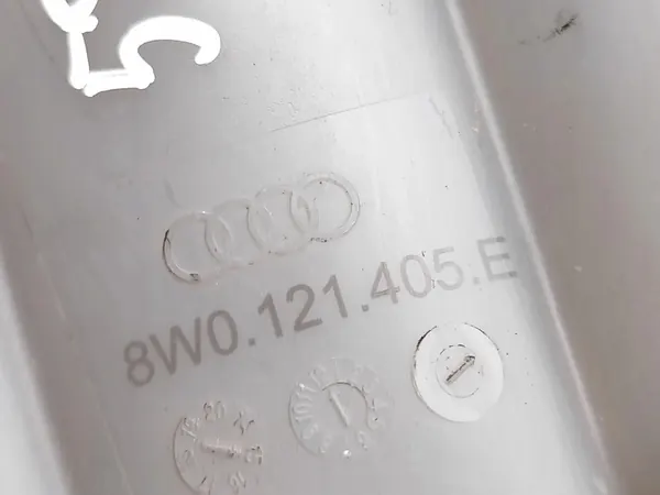 Audi A4 Voorruit Wisserreservoir 2016 OEM image 7