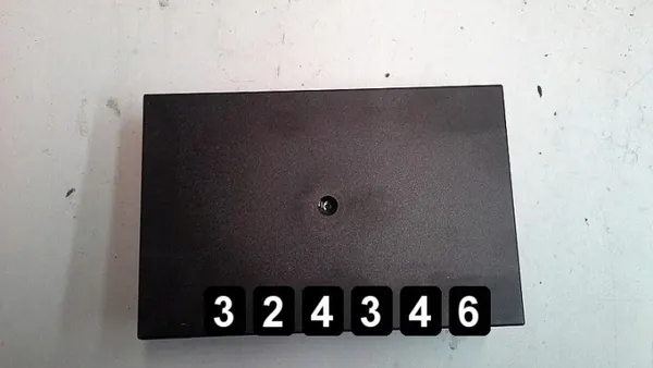 Module Confort VW Golf OEM AM-324346 - Pièce d'Occasion image 3