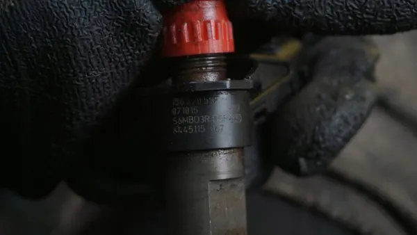 Chrysler Grand Voyager 2.8 CRD Injektor 0445115067 image 3