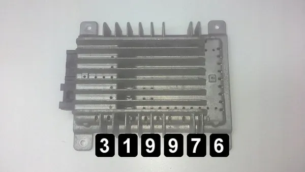 Nissan Ljudförstärkare OEM AM-319976 Begagnad image 2