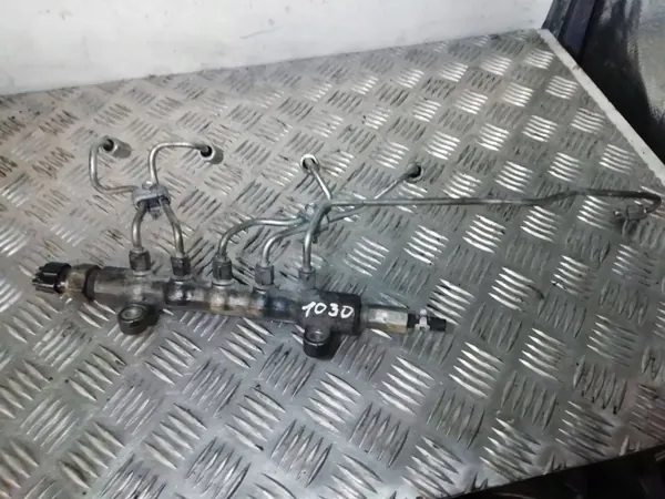 Kraftstoffverteiler Toyota Corolla Verso OEM 6121 image 2