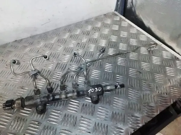 Kraftstoffverteiler Toyota Corolla Verso OEM 6121 image 5