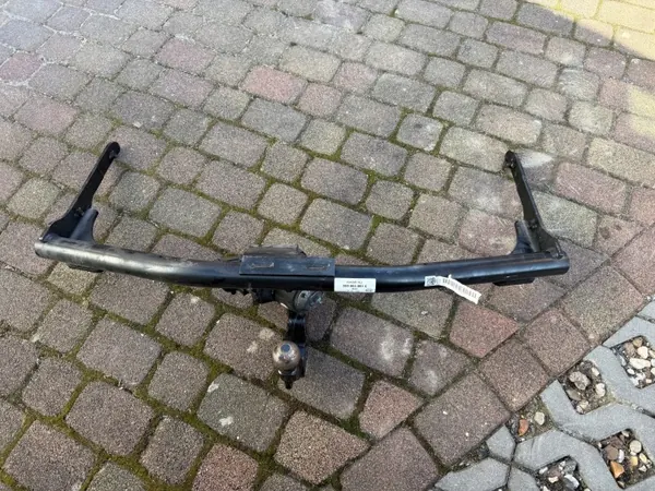 Engate VW Passat B8 OEM 3G9803881C - Usado image 2