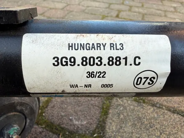 Engate VW Passat B8 OEM 3G9803881C - Usado image 3