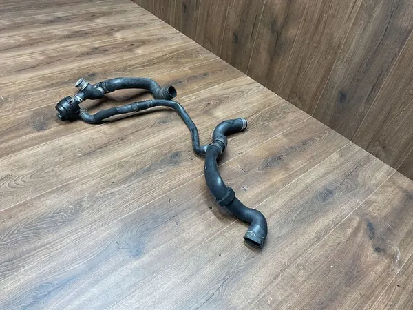 Vattenpump Mercedes-Benz A2118350028 image 5