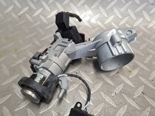 Sytytyskytkin avaimella Opel Insignia A image 5