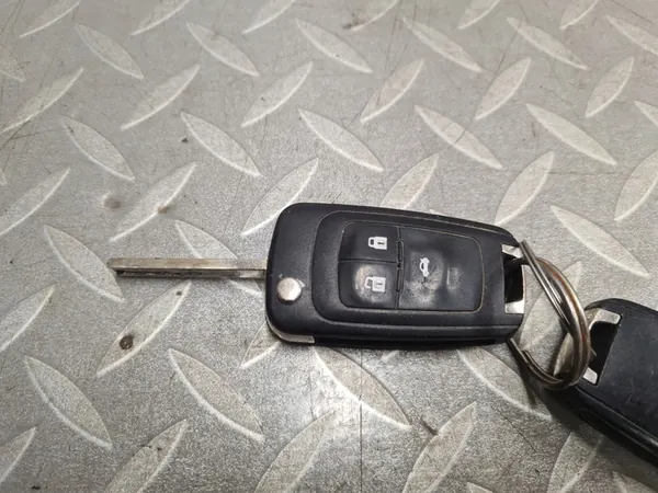 Sytytyskytkin avaimella Opel Insignia A image 6