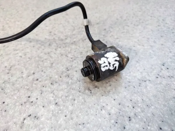 Sensor Servotronic AOP40034 para Audi A6 C5 2.5 TDI image 3