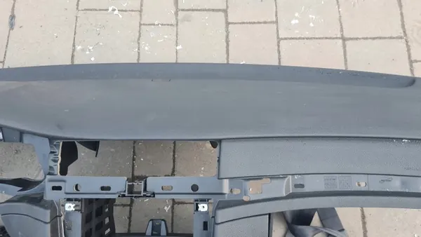 Painel console airbag OEM 3T1857007E Superb II image 3