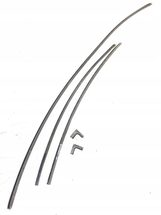 Joint de Pare-brise Avant OEM pour Nissan Qashqai I J10 image 5
