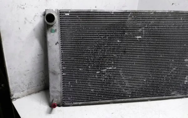 BMW 5 E60 E61 2.0D Kylare 03-10 image 4