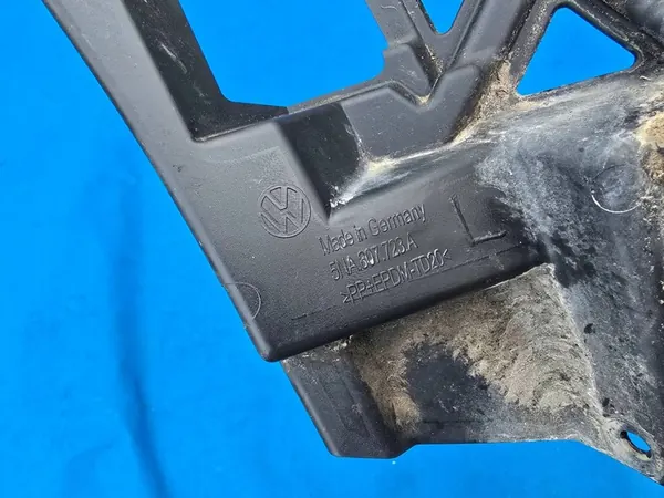 Suporte de para-choque dianteiro esquerdo VW Tiguan II 5NA807723A image 2