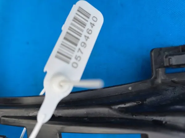 Suporte de para-choque dianteiro esquerdo VW Tiguan II 5NA807723A image 3