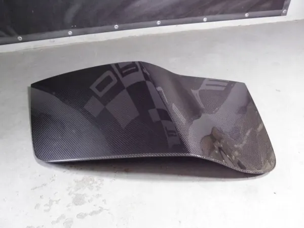 Audi R8 Vänster Kolfiberpanel OEM 420853343A image 2