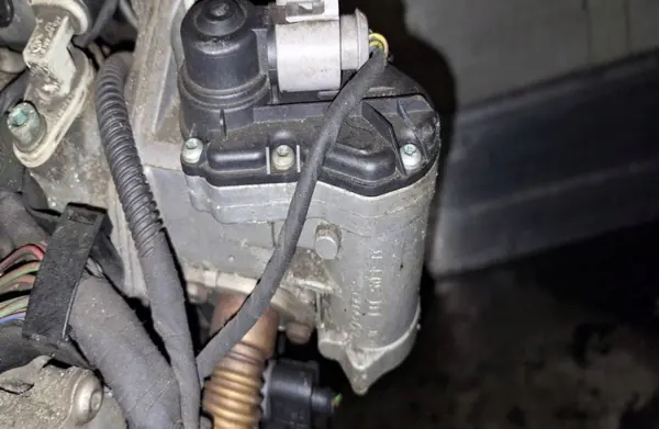 OEM 03c131503b EGR-venttiili Volkswagen Jetta 1.6L image 2