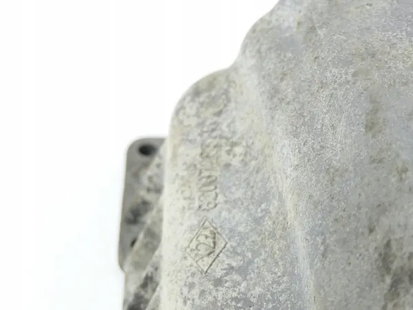 Oljepanna Renault Megane III 09-11 1.9 dCi image 7