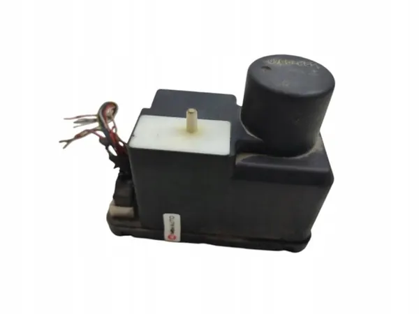 Keskitulppapumppu OEM 4A0862257C Audi A4 B5:lle image 2