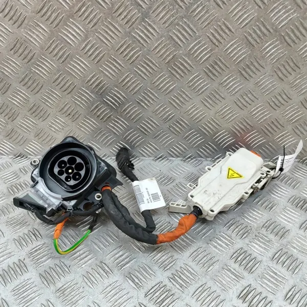 Câble de charge batterie Volvo S90 II 32266635 image 3