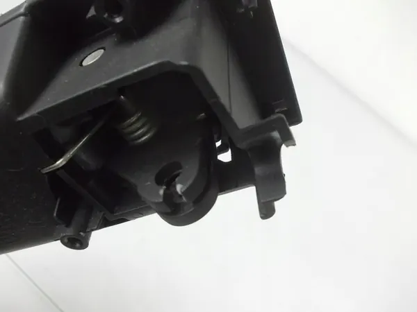 Poignée intérieure gauche OEM 0ER Y pour Kia Ceed 06-12 image 4