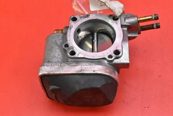 Corpo de Borboleta VW Passat B5 2.0 8V 06B133062L image 6