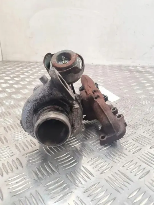 Gebruikte turbo OEM 55596485 voor Opel Zafira Tourer C image 2