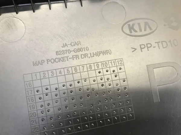 Kia Picanto III Türverkleidung OEM 82370-G6010 Links Vorne image 8