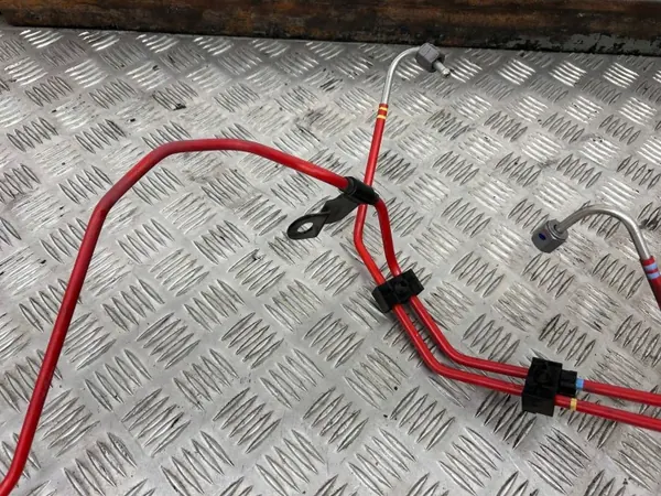 Toyota Mirai ruiskutusosat OEM 77AE062020 image 3