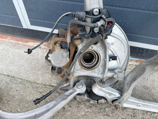 Ensemble suspension avant gauche OEM CPS 8W0407241F image 4