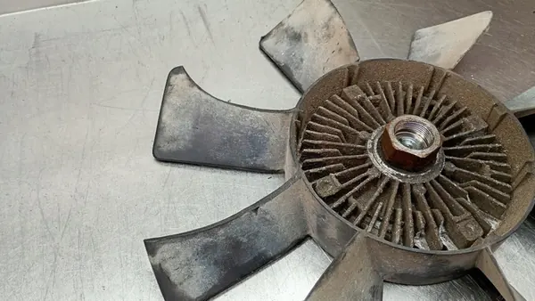 Audi A4 2.6 quattro B5 Kylfläktkoppling OE 078121350 image 5