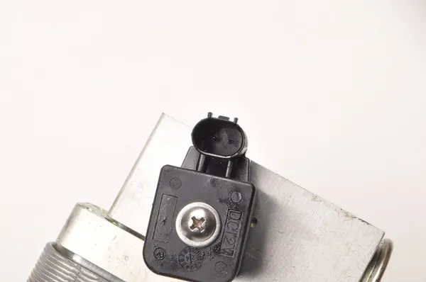 Vanne d'expansion AC VOLVO XC60 II 2024 32400554 image 4