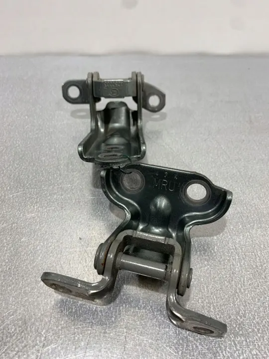 Bisagras puertas traseras Subaru Forester OEM A050035 image 3