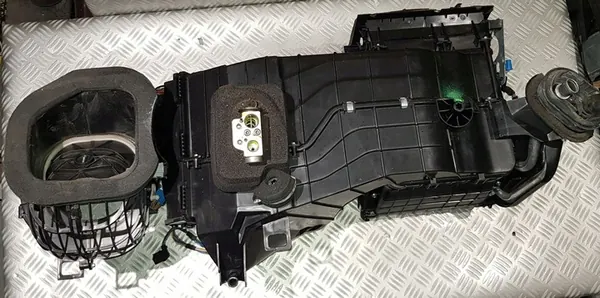 AUDI Q7 4L LIFT Verwarmingsunit 4L1820003AD image 10