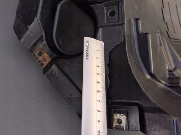 BMW X1 E84 2009- Front Left Wheel Arch 75965010 image 9