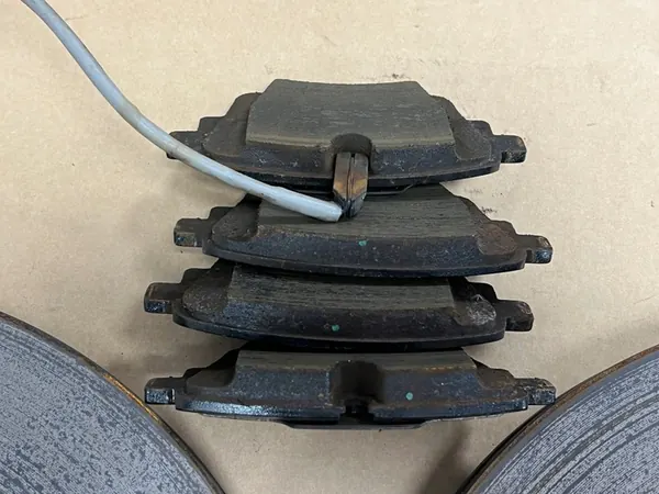 Discos de Freio Traseiros AUDI Q5 80A 330 mm 80A615601C image 5