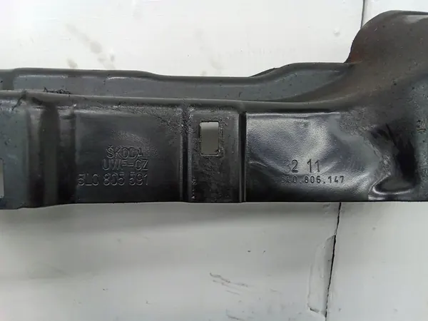 Skoda OE 5L0805591 Frontpanel image 6