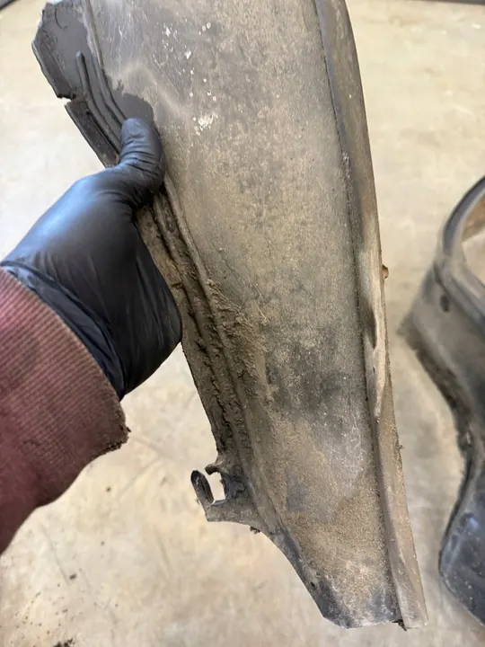 Front Right Wheel Arch Mercedes S-Class W126 1980-1991 OEM image 4