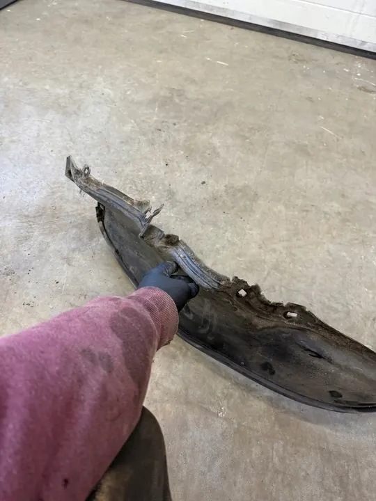 Front Right Wheel Arch Mercedes S-Class W126 1980-1991 OEM image 9