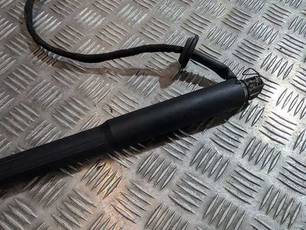 VOLVO XC60 I Electric Tailgate Actuator Right 31352186 image 3