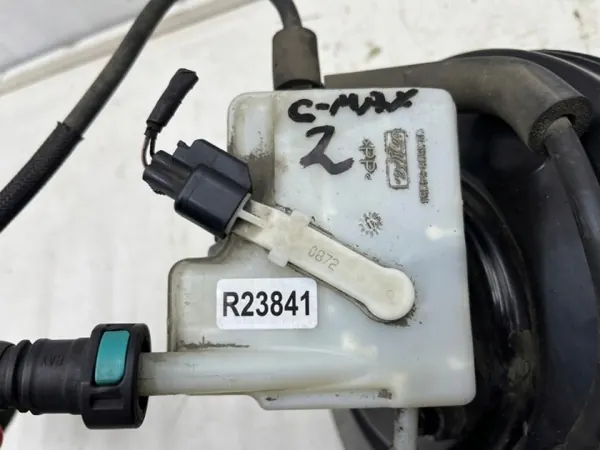 Pompe à frein Ford C-Max MK2 OEM AV61-2B195-KE image 8