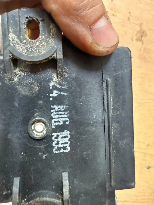 Gloeiplug relais Mercedes W124 image 3